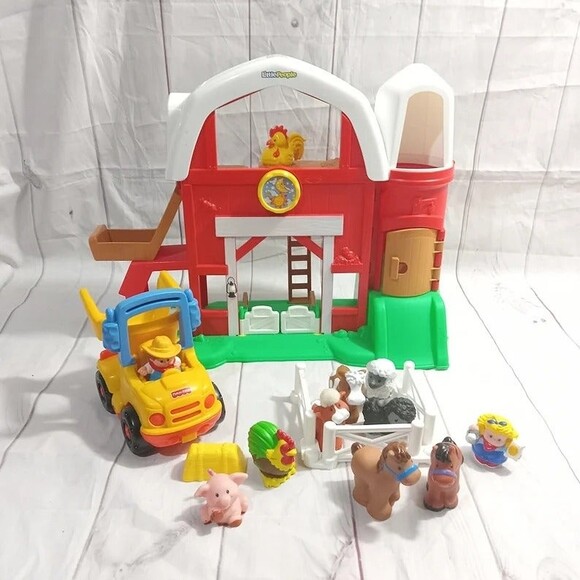 Fisher Price Little People Barn House Farm Yard Playset Sounds - Picture 1 of 8